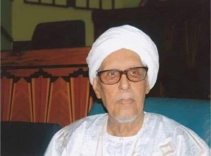 العلامة محمد المختار ولد أباه في ذمة الله