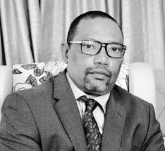 اسنيم تخفف أجنحتها للإقلاع( ح 1)/محمد محمود ولد بكار