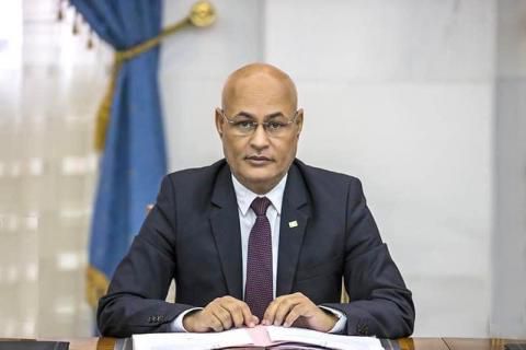 وزير الثقافة يكتب: إلى الشباب