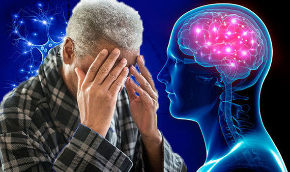 الناطق باسم الحكومة خلال استقباله للطلاب القادمين من&nbsp;(…)