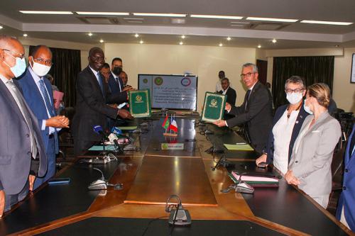 أربع اتفاقيات بين موريتانيا وفرنسا