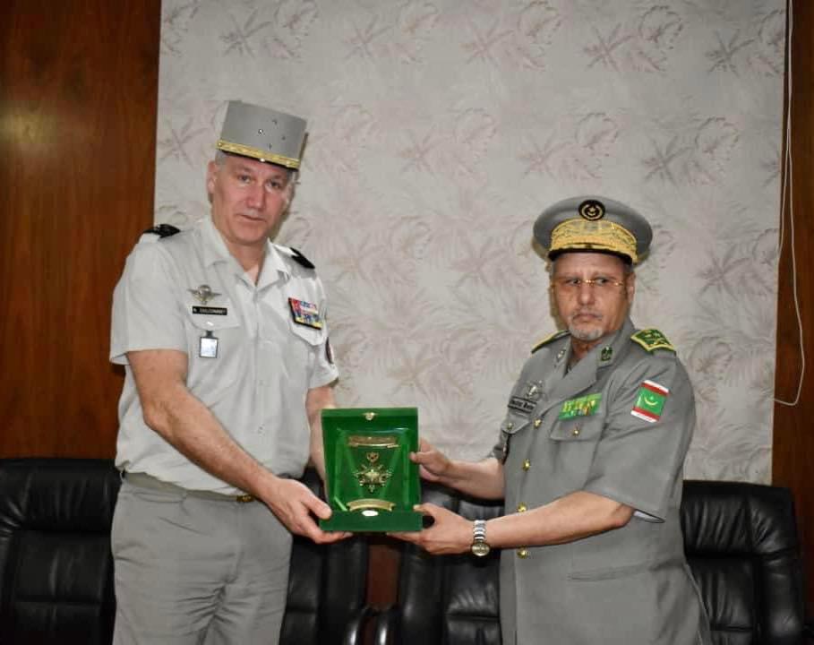 وفد عسكري فرنسي يبدأ زيارة لموريتانيا