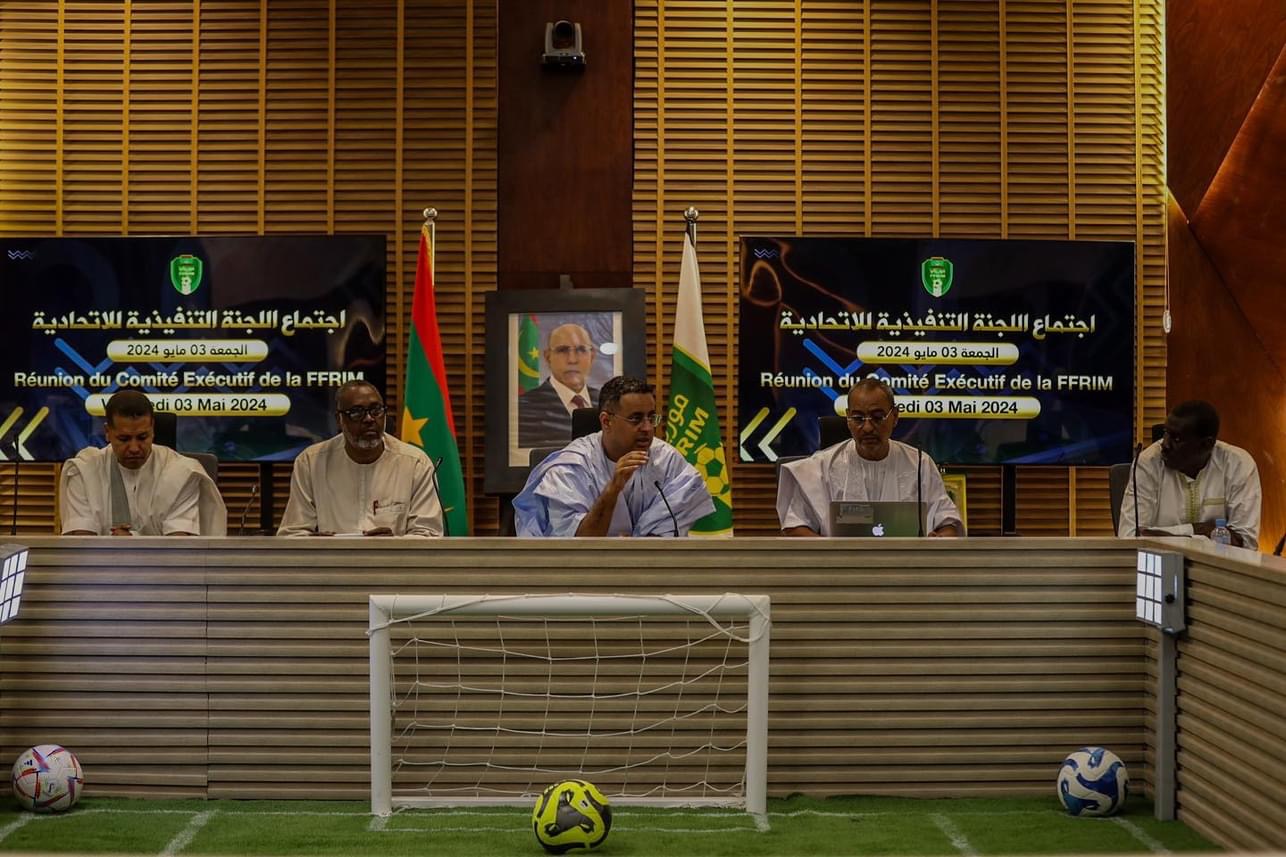 اللجنة التنفيذية للاتحادية الموريتانية لكرة القدم تصادق (…)