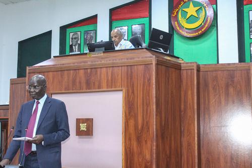 إجازة مشروع قانون مدونة الصفقات العمومية من طرف الجمعية&nbsp;(…)