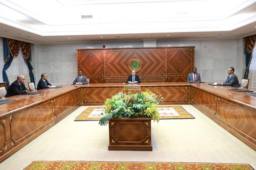 ولد الغزواني لعدة وزراء: وتيرة تنفيذ المشاريع لم تعد&nbsp;(…)