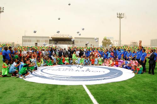 الفيفا تفتتح الدورة الرسمية لمشروع تطوير كرة القدم في (…)